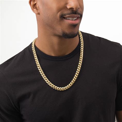 Men Wearing Gold Chains