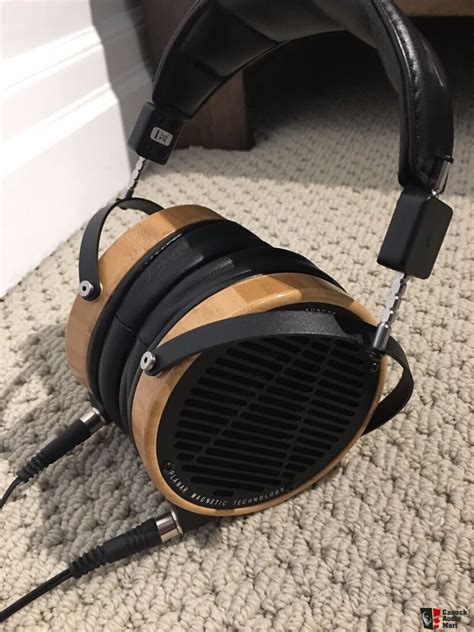 Audeze Lcd 2 Fazor Photo 1434158 Uk Audio Mart