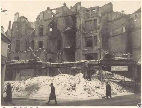 Zabudowa ulicy Świdnickiej zniszczenia wojenne ok 1946 ul Świdnicka