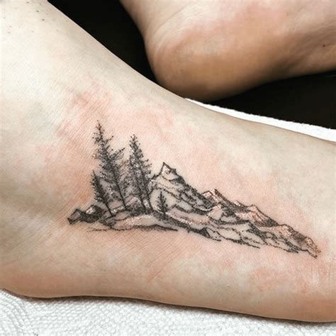 37 Mountain Tattoo Ideas for Every Aesthetic