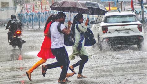 Monsoon पुढील 48 तासात या भागात मुसळधार पावसाची शक्यता Marathi News