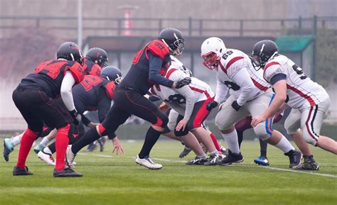 Training Match Of Professional American Football Players 12768044 Stock