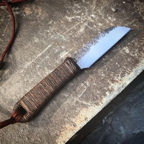 grip  knife handles knives illustrated