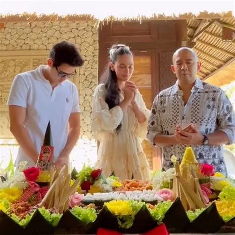 Momen Meriah Pesta Ulang Tahun Luna Maya Bertema Festival Musik