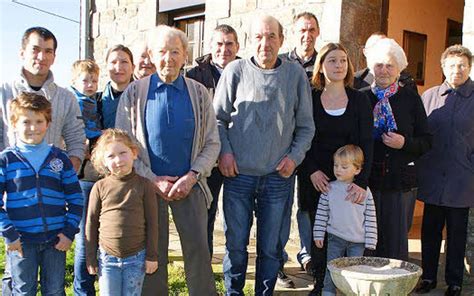 Doyens Les élus en visite Le Télégramme