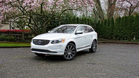 Video: A Volvo Crossover for Those Who Don’t Need All-Wheel Drive - The ...