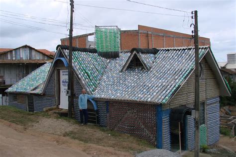 Casas Feitas Garrafas Pet Meio Ambiente E Reciclagem