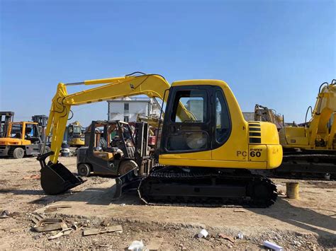 Used Komatsu PC60 7 Crawler Excavator Popular Mini Excavator China