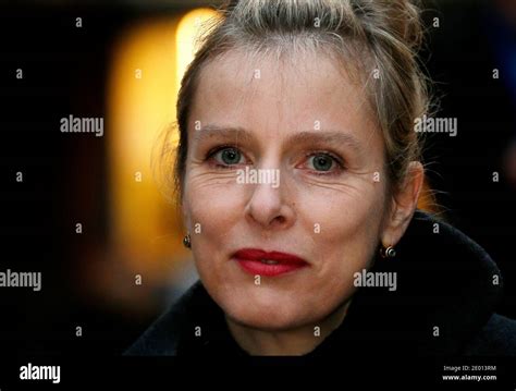 L Actrice Karin Viard Pose Un Photocall Pour Les Films L Amour Est Un