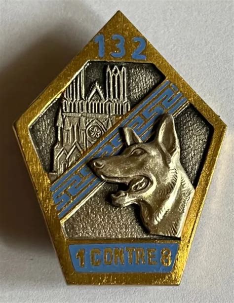 INSIGNE MILITAIRE PUCELLE 132 groupe cynophile armée de terre GCAT EUR