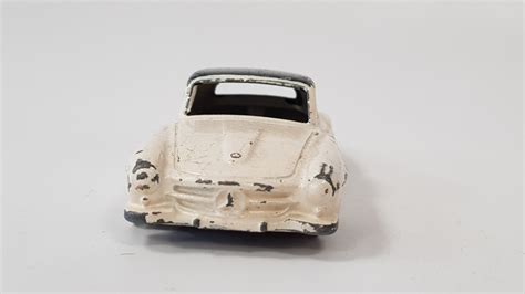 MERCEDES 190 SL DINKY TOYS PAR MECCANO 1 43 SANS BOITE Sans Pneus