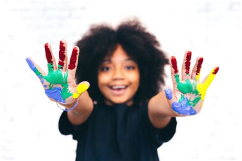 21 Creative Handprint Art Projects For Children