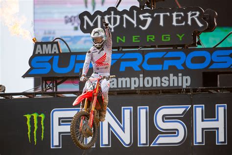 Chase Sexton Wins Nashville Supercross As Hunter Lawrence Wins Western Regional 250sx Class