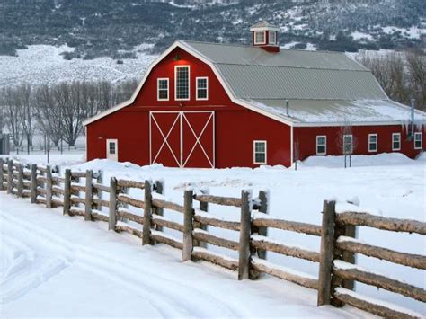 Winter Barn Scenes Wallpaper - WallpaperSafari