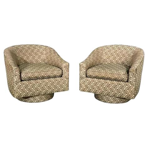 Mid Century Modern Brown Tan And Black Swivel Barrel Chairs A Pair For Sale At 1stdibs