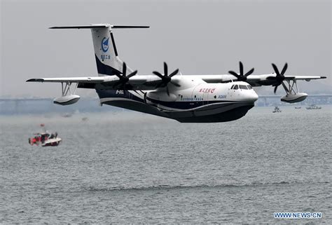 L Avion Amphibie Chinois Ag R Ussit Son Premier Vol Au Dessus De La Mer