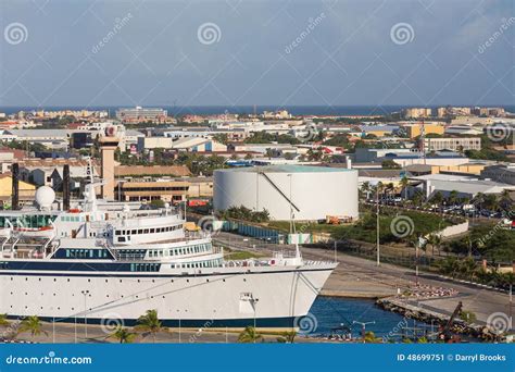 Cruise Ship in Port of Aruba Stock Image - Image of boats, ornate: 48699751