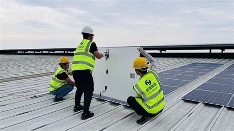 Intense Installation Hg S Flexible Solar Modules Transform Factory Roofs