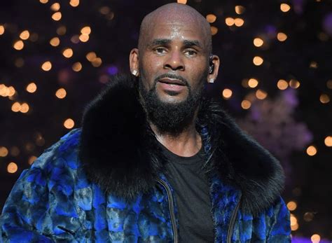 R Kelly Faces Up To 70 Years In Prison Over 10 Counts Of Aggravated Criminal Sexual Abuse