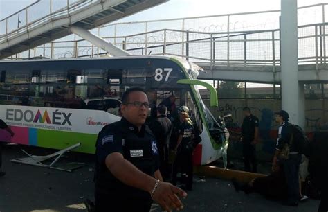 Choca Mexibús En Ecatepec Contra Camión De Pasajeros N