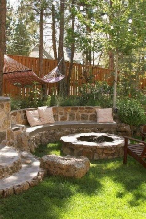 15+ Beaty Small Backyard Landscape Design to Your Garden