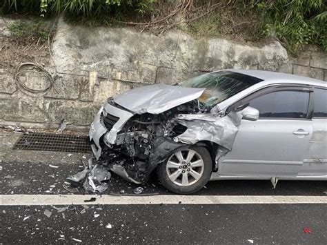 台東台9線2車互撞車頭全爛 4人急送醫 社會 中時