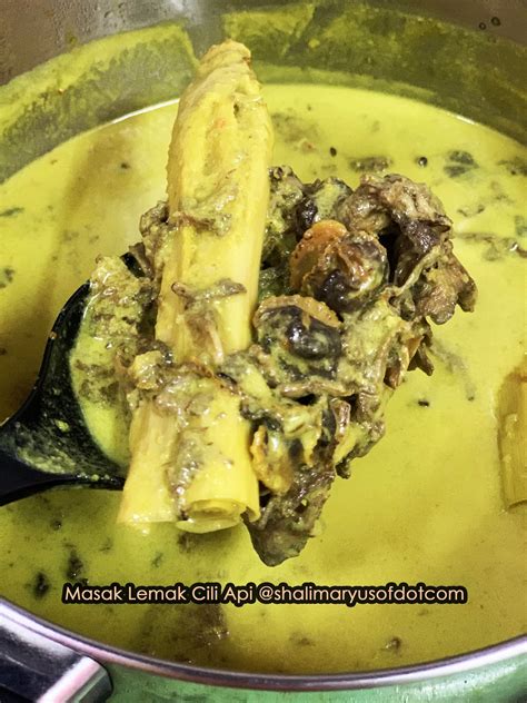 Resepi Masak Lemak Cili Padi Kulat Sisir Dengan Isi Kerang Yang