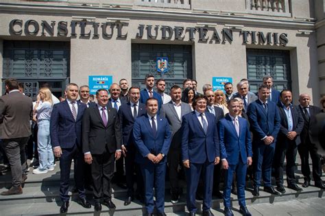 FOTO Alfred Simonis și a depus candidatura pentru conducerea CJ Timiș