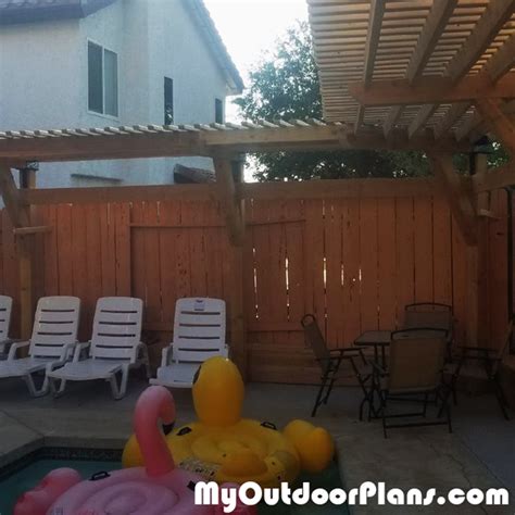 Corner Pergola - DIY Project | MyOutdoorPlans