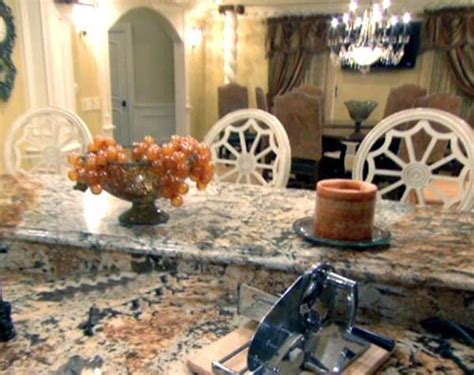 Inside The Lavish Home That's At The Center Of Teresa And Joe Giudice's ...