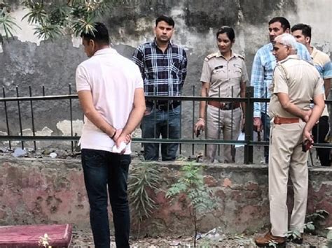 Faridabad News Pipe Inserted In Private Part Dead Body Found In The Park In A Semi Naked State