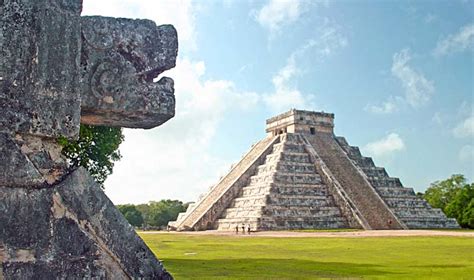 Chichen Itza Castillo: The Temple Of Kukulkan – EcoTravellerGuide