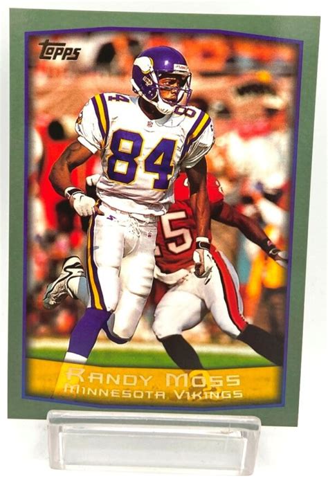 Vintage 1999 Topps Gold Label NFL Randy Moss Card 2 8 WR Minnesota