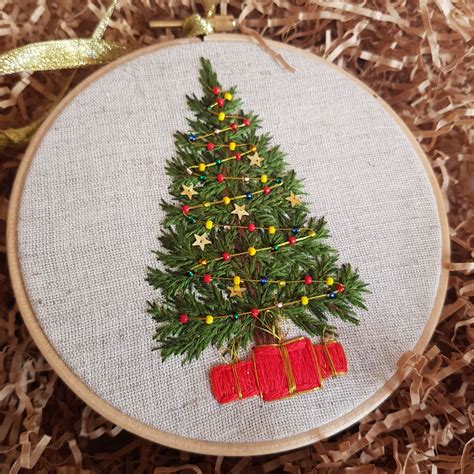 Free Christmas Embroidery Designs