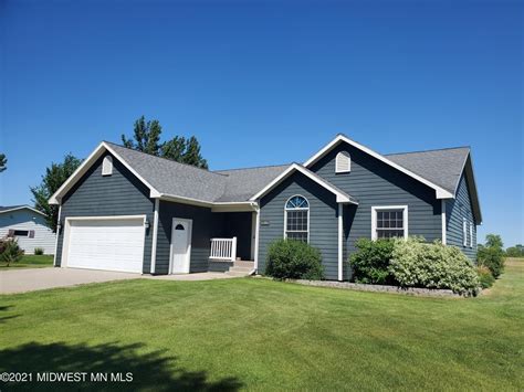 Perham, MN Real Estate - Perham Homes for Sale | realtor.com®