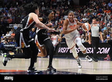 August 31 2023 Connecticut Sun Forward Alyssa Thomas 25 Drives To The Basket During A Wnba