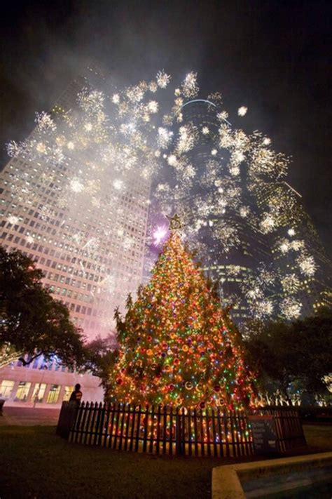 12 Festive Ways To Celebrate Christmas In Houston 2023 Roaming The USA