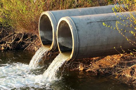 Water Pollution The Signs How To Report It Aquaread