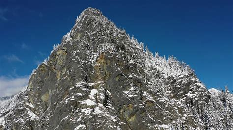 Flying Through Snoqualmie Pass Youtube