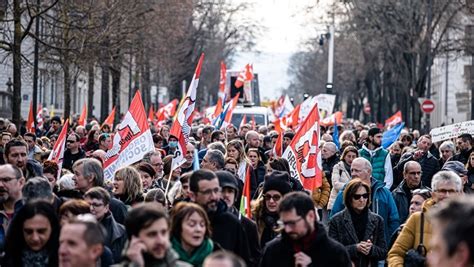 Grève des enseignants trois syndicats lancent un appel à la grève