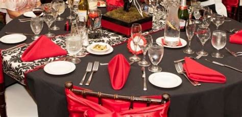 Black Table Cloth Red Napkins Black And White Damask Runner Red