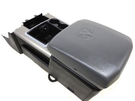 2009 2013 Dodge Ram Center Console Black And Grey 530i