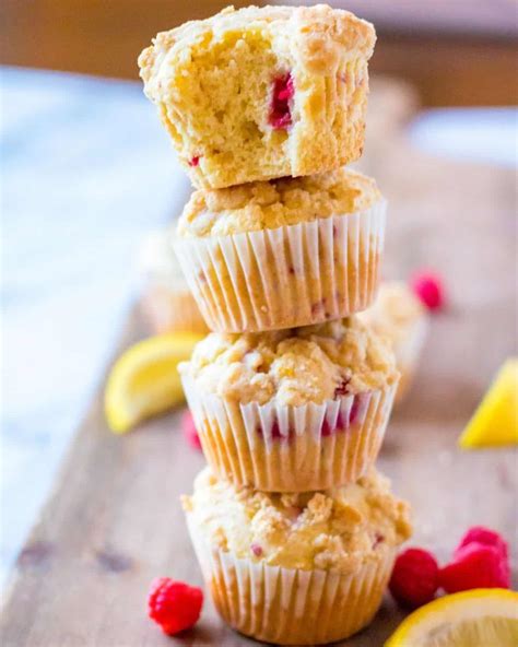 Lemon Raspberry Streusel Muffins