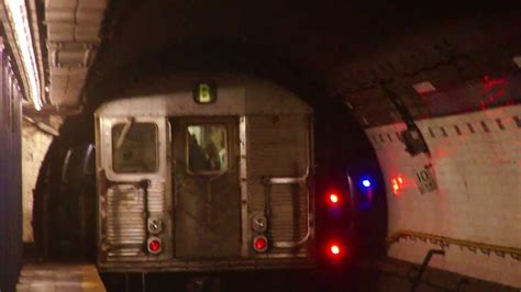 Mta New York City Subway Euclid Avenue Bound R C Train High