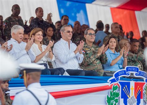 Presidente Abinader Encabeza Desfile En Conmemoración Del 180 Aniversario De La Batalla Del 30