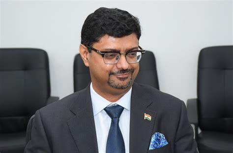 NUEVO EMBAJADOR DE LA INDIA EN PANAMÁ VISITÓ LA ZONA LIBRE Inicio