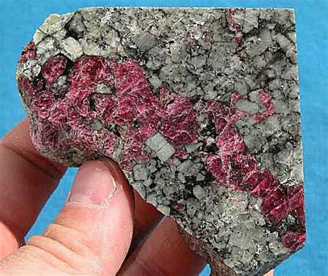 How To Identify Red And Pink Minerals