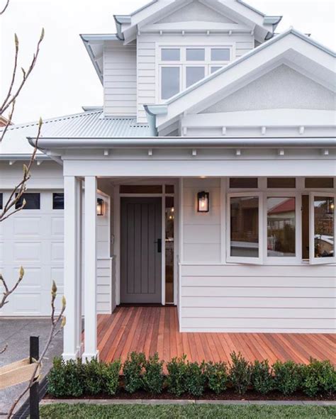 Breathtaking New Hamptons Style Home In Melbourne's South, 53% OFF