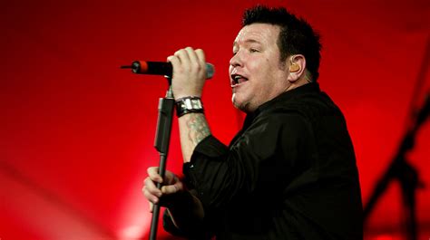 Steve Harwell Fundador De La Recordada Banda Smash Mouth Muere A