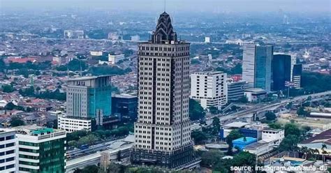 10 Gedung Angker Di Jakarta Dengan Kisah Horor Paling Mencekam